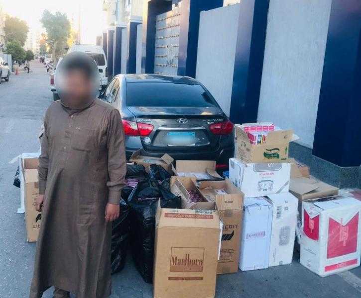 ضبط 6150 عبوة سجائر مهربة جمركياً بحوزة شخصين بالأقصر