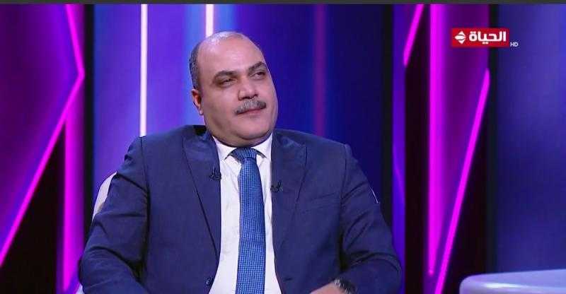 محمد الباز: عمرو أديب حنجرة مأجورة وأرفض العمل معه.. فيديو