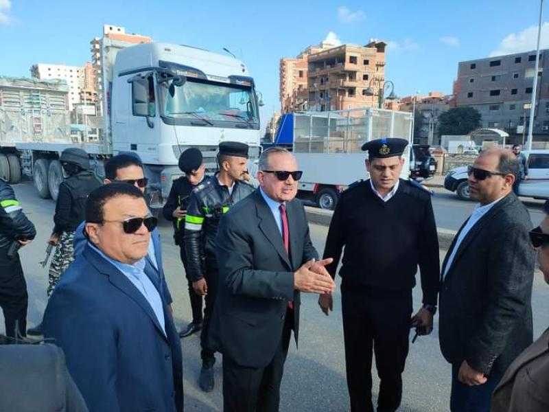 محافظ كفر الشيخ يتابع أعمال رصف شارعي النبوي المهندس والجمهورية