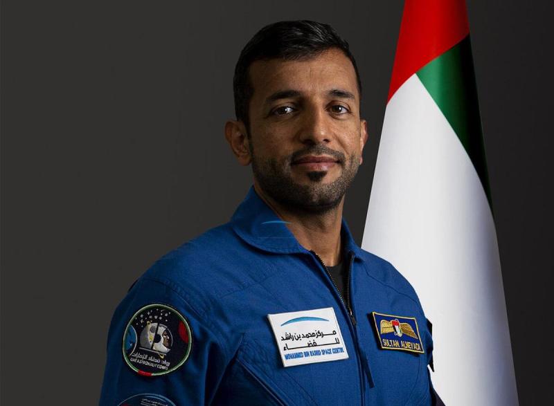 سلطان النيادي