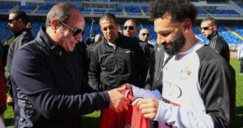حوار الأب لأبنائه.. إيهاب الكومي: الرئيس السيسي أعطى ثقة كبيرة لمنتخب مصر قبل بطولة أمم أفريقيا