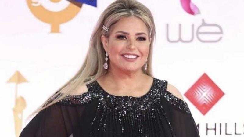 صابرين مهنئة الأقباط بعيد الميلاد: كلنا في مصر شركاء