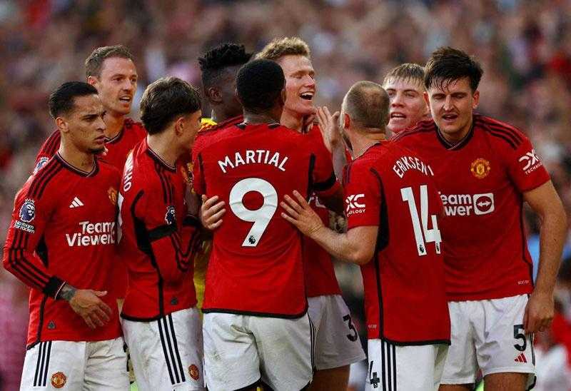 مانشستر يونايتد يعرض على برشلونة ضم نجمه مقابل هذا المبلغ