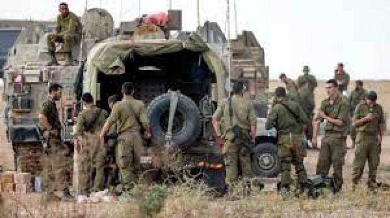 إعلام إسرائيلي: الجيش رفع درجة التأهب في الشمال بعد مقتل قيادي بحزب الله