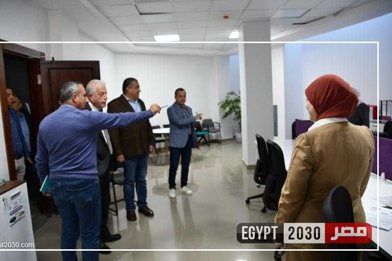 محافظ جنوب سيناء يُهنئ العاملين بالعام الجديد وأعياد الميلاد