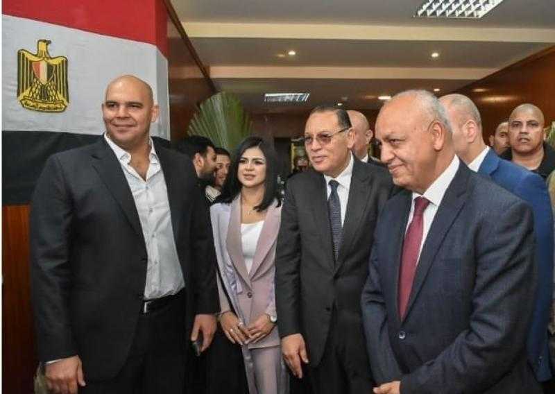 محافظ الشرقية يحضر مناقشة رسالة دكتوراة بكلية الحقوق بجامعة الزقازيق