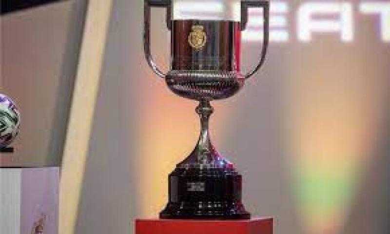 صدام ناري بين ريال مدريد وأتلتيكو ومواجهة سهلة لـ برشلونة .. نتائج قرعة كأس ملك إسبانيا