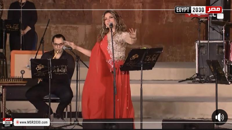 نادية مصطفى 