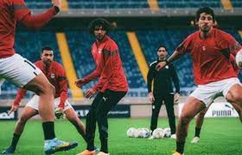 منتخب مصر يخوض مرانه الأخير قبل السفر إلى كوت ديفوار