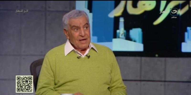 «الناس بتقولي دي لعنة الفراعنة».. أول ظهور لزاهي حواس بعد رحلة علاجه «فيديو»