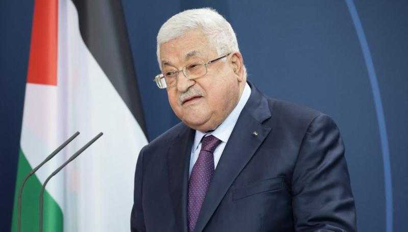 الرئيس الفلسطيني يحذر من خطورة إجراءات الاحتلال بتهجير الشعب من غزة أو الضفة