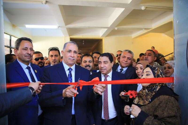نقيب المحامين يفتتح استراحتي قفط وقوص بقنا