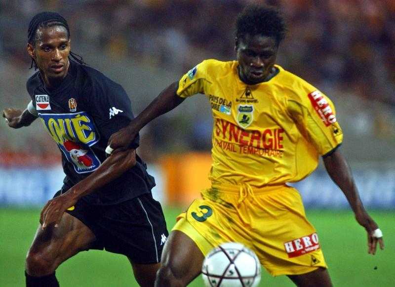 حكاوي أفريقيا .. صاحب أشهر كذبة أدخلته موسوعة أرقام الكان.. وكيف تسبب في مقتل والدته.. وقصته مع الشذوذ الجنسي مع عائلته