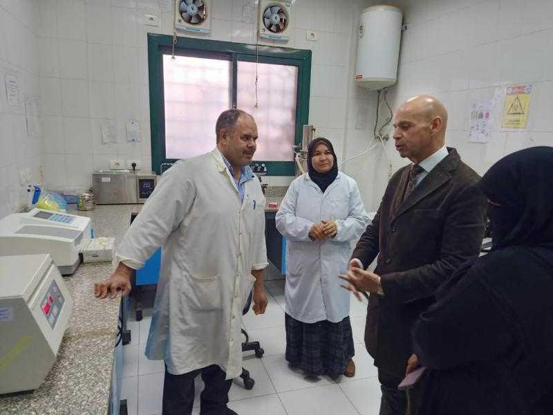 وكيل وزارة الصحة بالشرقية يتفقد سير العمل بوحدة طب الأسرة بقرملة ببلبيس