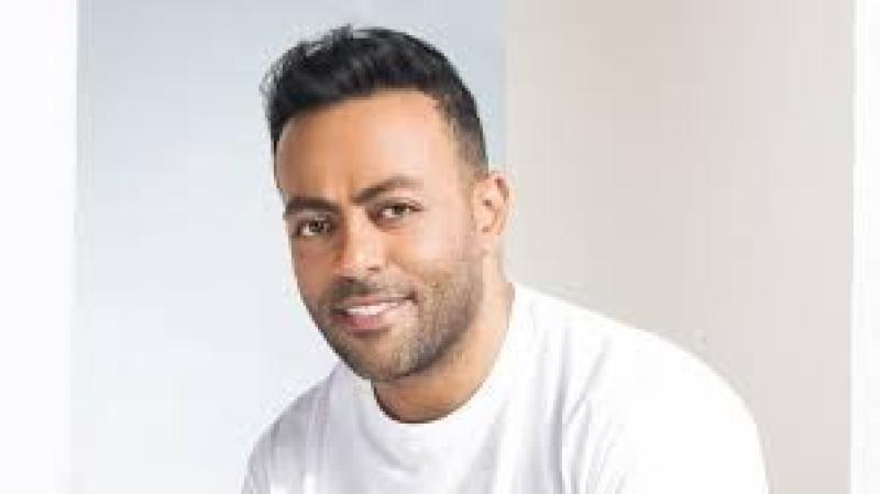 تامر عاشور 