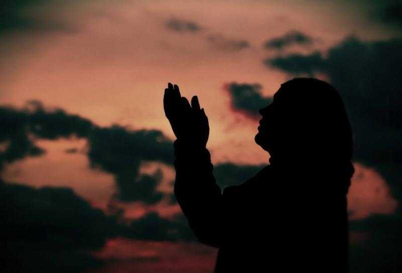 أدعية للمذاكرة وتثبيت الحفظ... طريقة مجربة لصفاء الذهن والتركيز