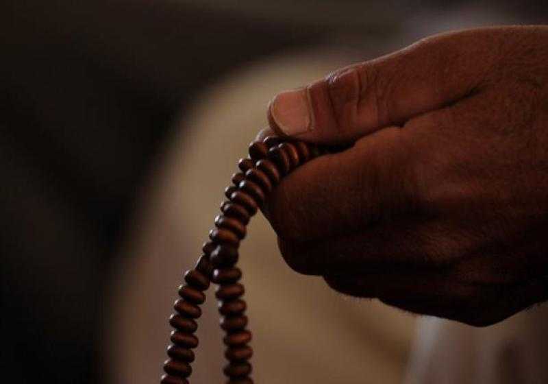 خطأ شائع يقع فيه البعض في الصلاة على النبي.. تجنب الوقوع فيه
