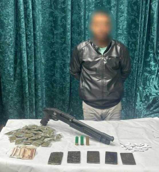 الأمن يقتحم أوكار الكيف ويسقط 15 تاجر مخدرات فى الأقصر والمنوفية والقليوبية