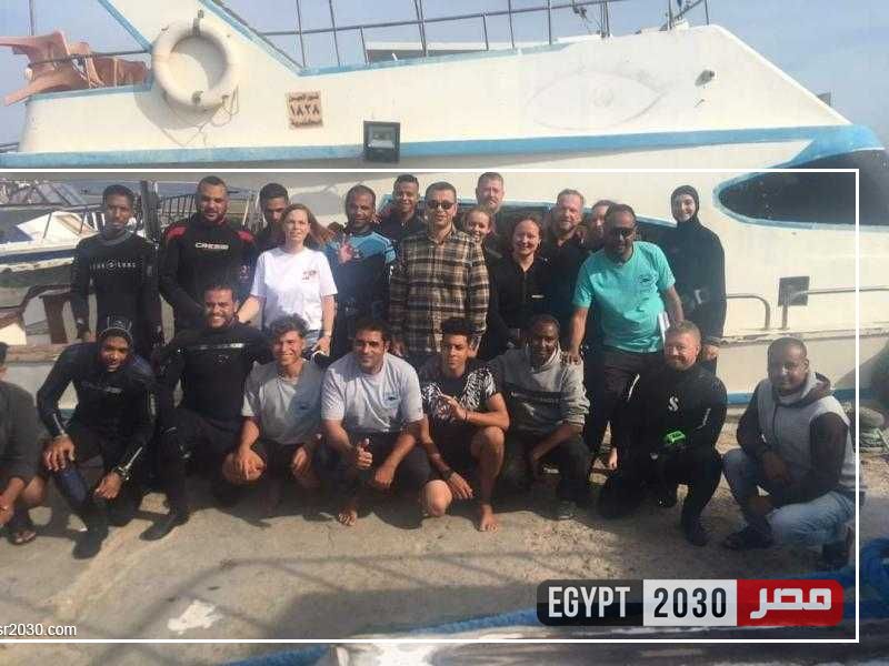 تنظيف قاع البحر بمرسى مشروع الثروة السمكية بمشاركة 15 غطاسا أجنبيا ومصريا