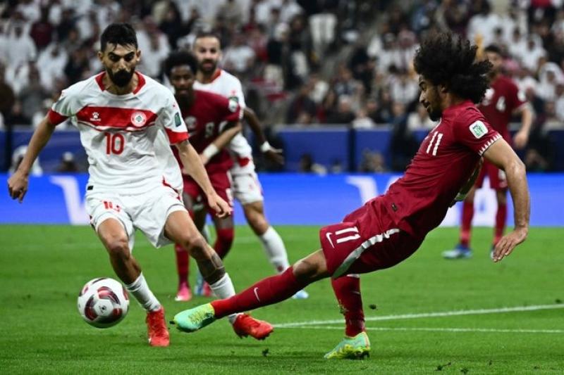 قطر ولبنان
