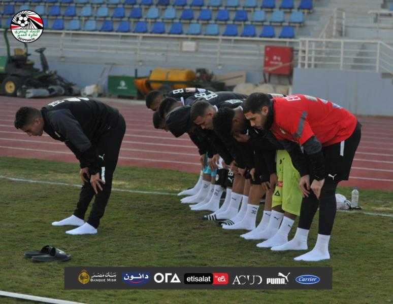 محمد بركات إلى لاعبى المنتخب الأوليمبي: تمسكوا بأحلامكم .. واستثمروا عدالة ميكالى