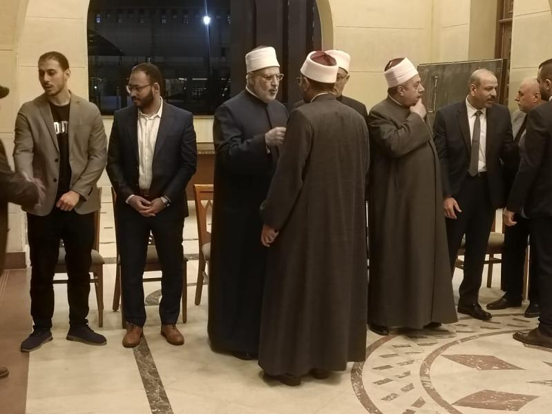 جانب من عزاء والدة وكيل الأزهر 