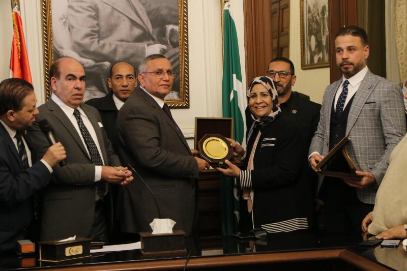 أثناء تكريم الدكتور عبدالسند يمامة 