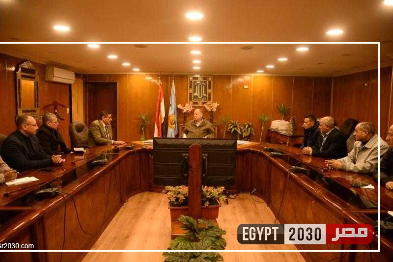 محافظ أسيوط يعقد اجتماعًا لمتابعة المرحل النهائية لمشروع تطوير مسار رحلة العائلة المقدسة