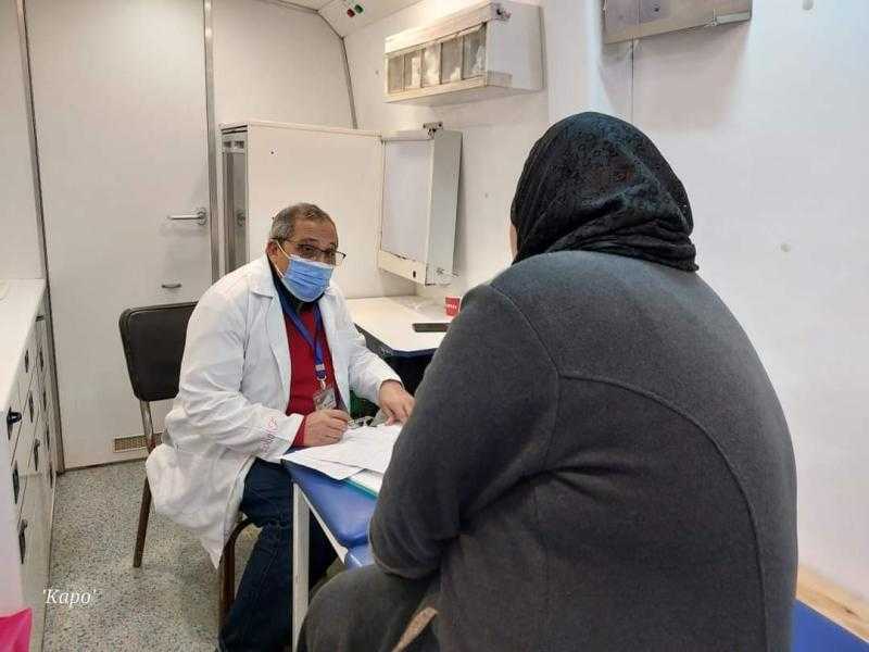 توقيع الكشف الطبي بالمجان على 1164 مواطنا خلال قافلة طبية أطلقتها الصحة بقرية البدراوى
