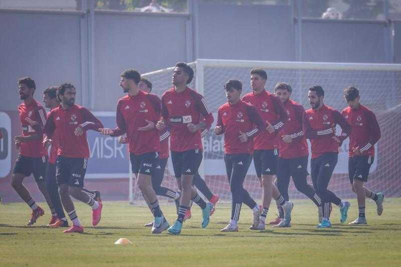 مران الأهلي: أندريس أندويا يقود تدريبات بدنية مكثفة للاعبين