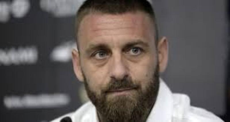 روما يعين دي روسي مدربا للفريق خلفا لـ مورينيو