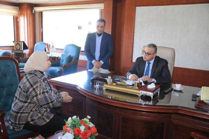 158 مواطنا يعرضون مطالبهم وشكواهم خلال اللقاء الجماهيري بسوهاج