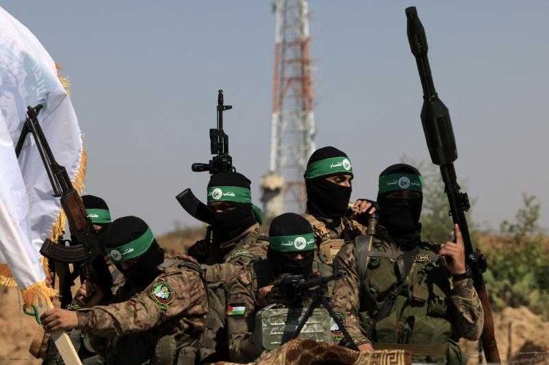 استمرار القصف.. القسام تستهدف ناقلة جند تابعة لجيش الاحتلال في غزة