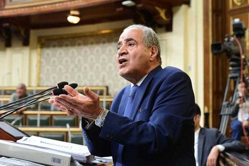 أحمد موسى: وزير التموين تنصل من المسؤولية اليوم أمام البرلمان