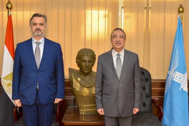 محافظ الإسكندرية يبحث مع قنصل عام اليونان الجديد تعزيز سبل التعاون
