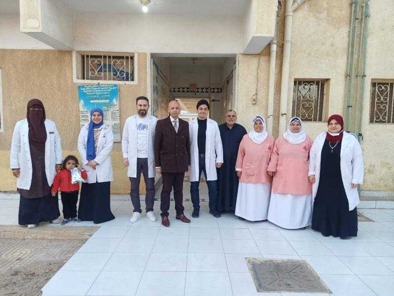 وكيل صحة الشرقية يتفقد وحدة طب الأسرة بجزيرة السعادة بالزقازيق