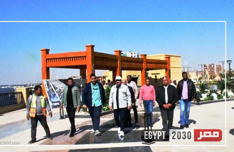 محافظ أسوان يتفقد مشروعات تطوير منطقة الطابية وممشى أهل مصر