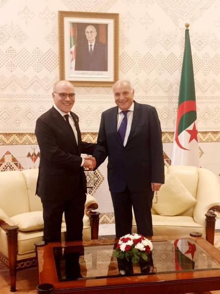 وزيرا الخارجية الجزائري والتونسي يؤكدان عمق العلاقة بين البلدين