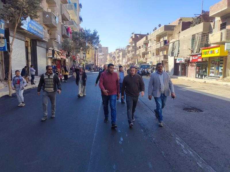 محافظ أسيوط يكلف قيادات المحافظة بمتابعة أعمال الرصف