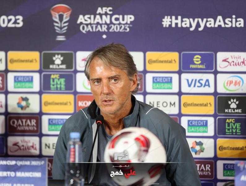 مانشيني يكشف أوجه الشبه والاختلاف بين اللاعبين في السعودية وإيطاليا