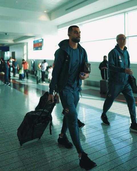 وصول بعثة الأهلي إلى الإمارات لبدء المعسكر التدريبي