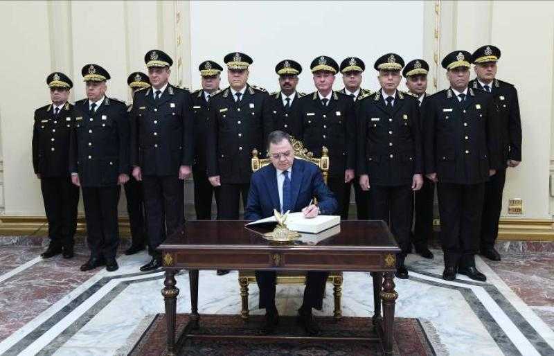 وزير الداخلية: التاريخ سطر للشرطة دورها الوطني عبر العصور