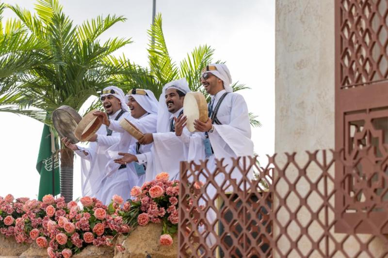 مهرجان القمم 