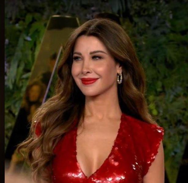 إطلالة نانسي عجرم بحفل جوائز joy awards