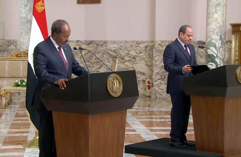 الرئيس المصري ونظيره الصومالي