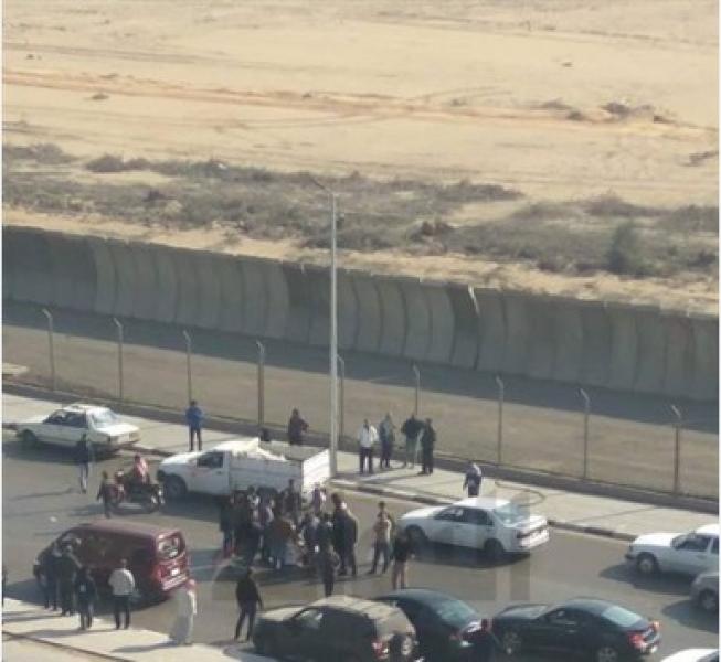 مصرع شخصين صدمتهما سيارة بطريق إسماعيلية الصحراوي