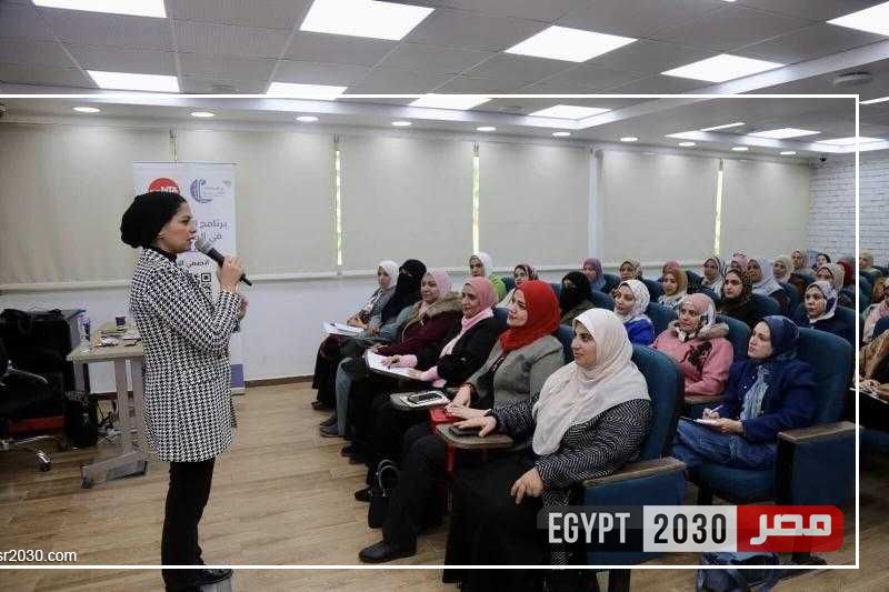 محافظ كفر الشيخ يتابع فعاليات المرحلة الثانية من برنامج «المرأة تقود»