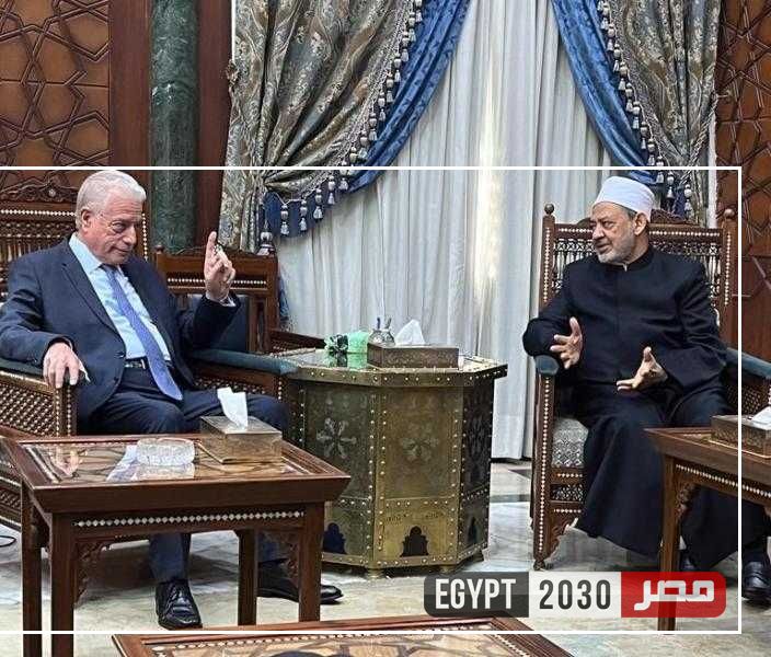محافظ جنوب سيناء يلتقي بالإمام الأكبر في مشيخة الأزهر الشريف