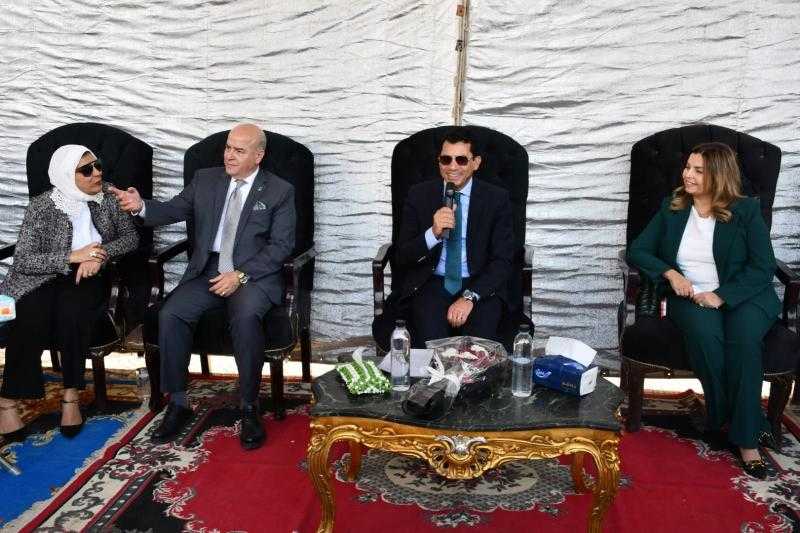 وزير الرياضة يفتتح المقر الـ 11 للمساحات الآمنة للسيدات والفتيات بمركز شباب المعادي الجديدة