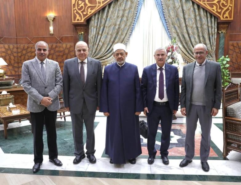 شيخ الأزهر: على بلادنا العربية والإسلامية أن تتبنى إستراتيجية تعليمية تعزز القيم الدينية والأخلاقية